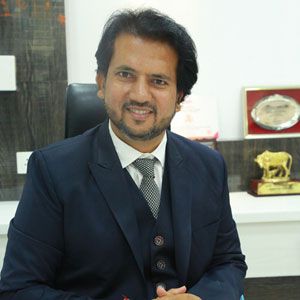 Vinod Jain, Managing Directors