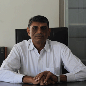 Lalitkumar Chavadiya, Senior Director
