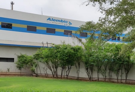  India Pharma Outlook Team