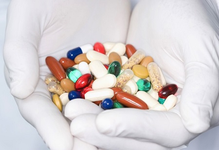  India Pharma Outlook Team