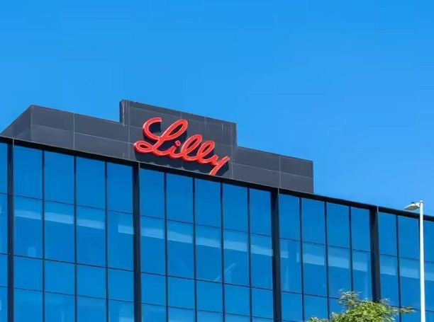 Eli Lilly Maintains Premium Pricing Ahead of Generics Wave