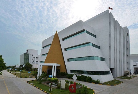  India Pharma Outlook Team