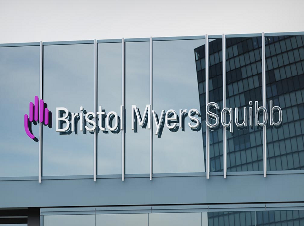 FDA approves Bristol Myers Squibb cancer drug for Stage IV 