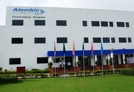  India Pharma Outlook Team