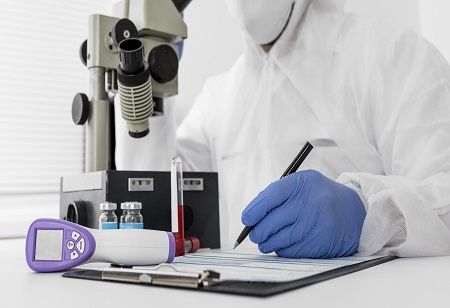  Centre Plans to Drop Drug Import License for Preclinical Tests, India Pharma Outlook